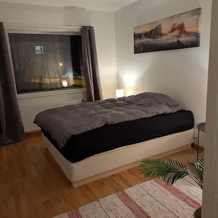 아파트 Modern Close To The Airport 트롬쇠