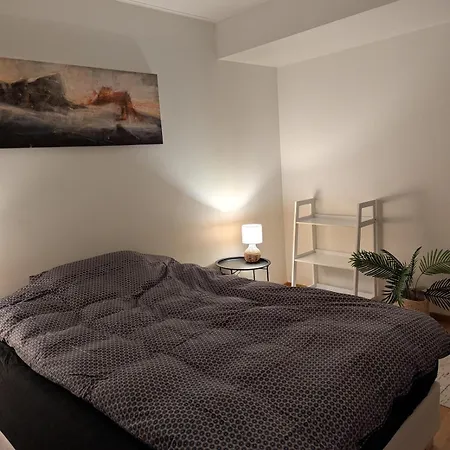 Modern Close To The Airport * 트롬쇠